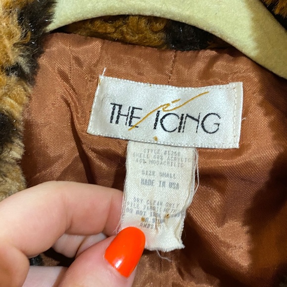 Vintage 90s fuzzy faux fur cropped chunky jacket S leopard cheetah - Picture 8 of 12